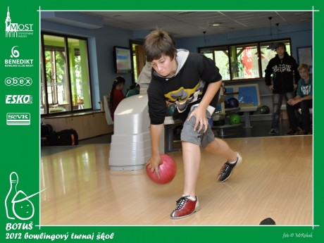 04zs_botus_2012_21