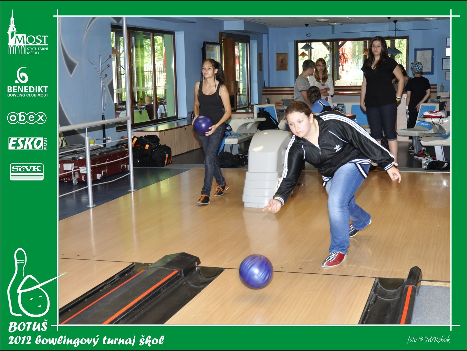 16zs_botus_2012_21