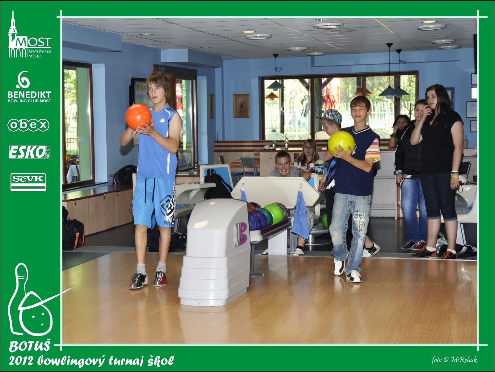16zs_botus_2012_23