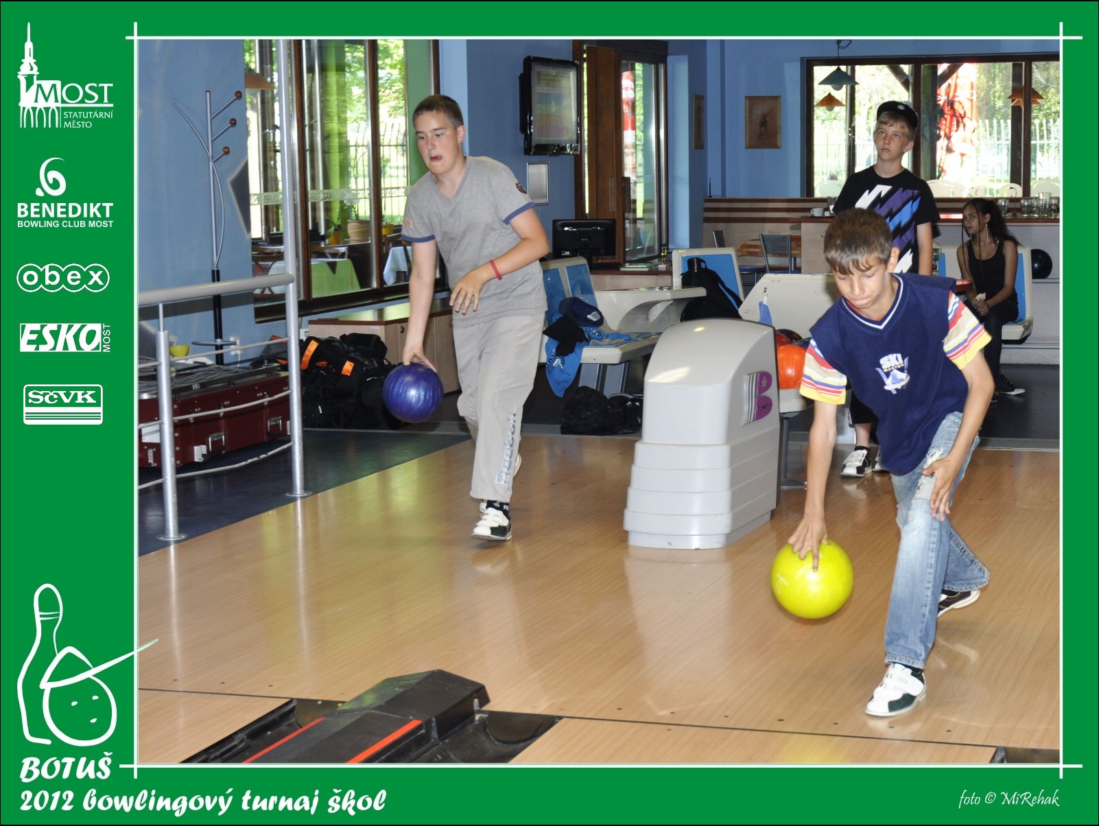 16zs_botus_2012_25