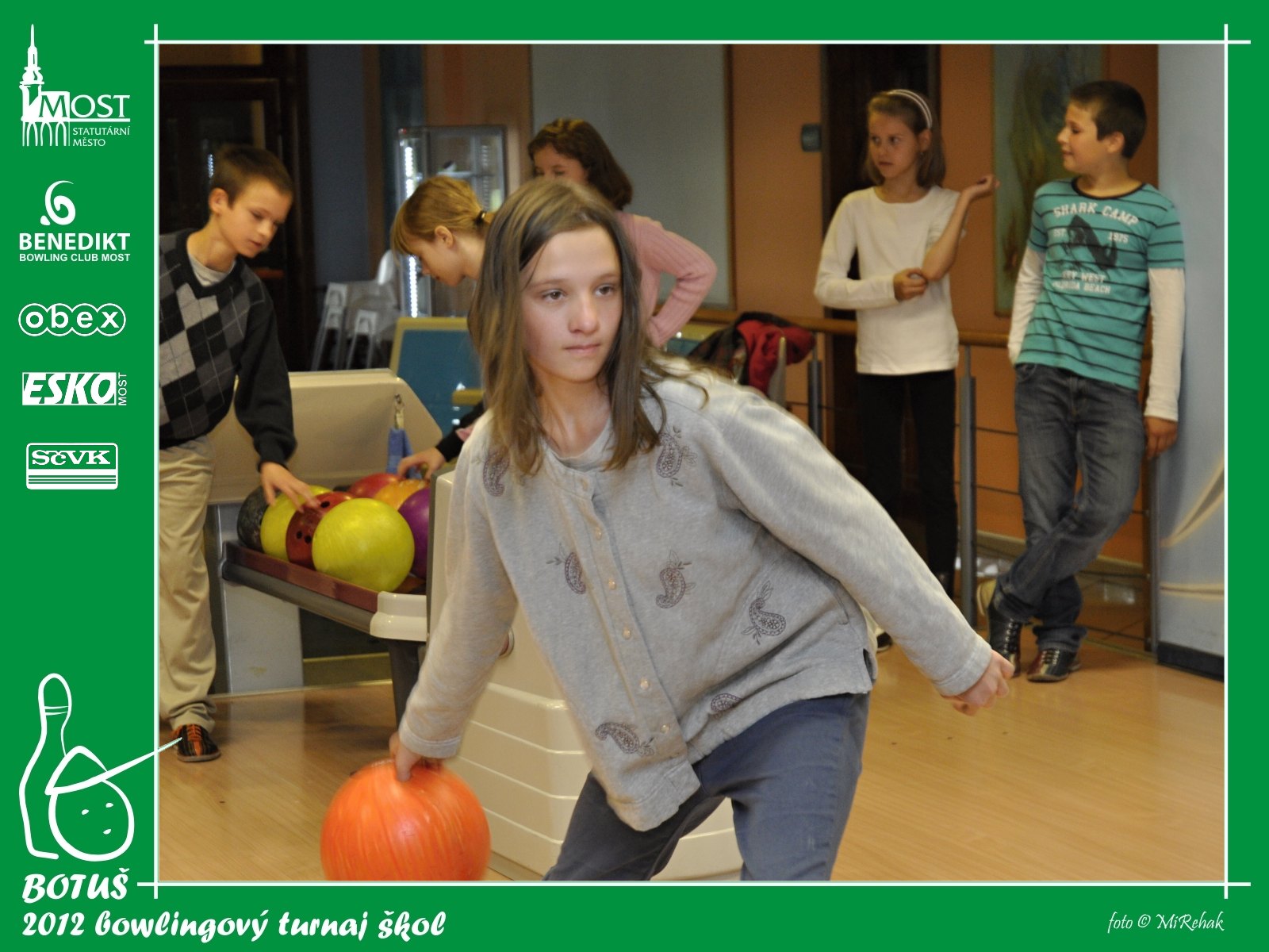 01zs_botus2012_30
