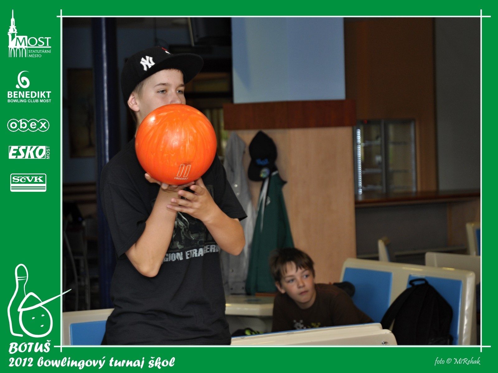 03zs_botus_2012_30