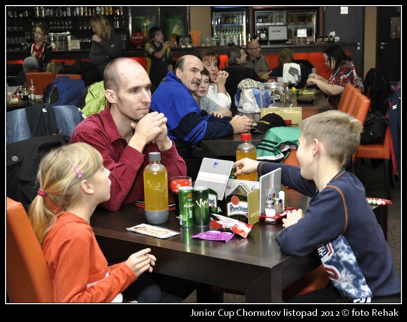 chom_11_2012_105